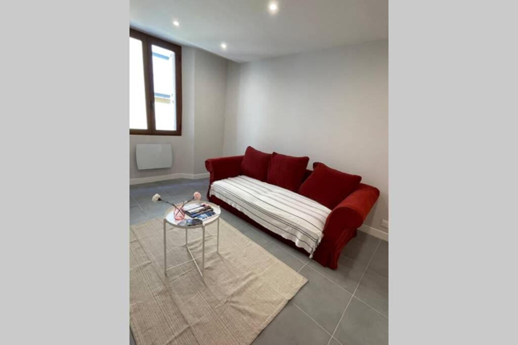 Appartement Tres Spacieux & Coupery Guillaumes Luaran gambar
